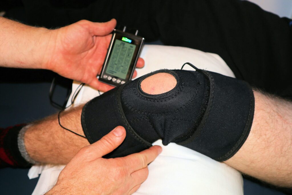 Assessing range of motion in a patient's knee